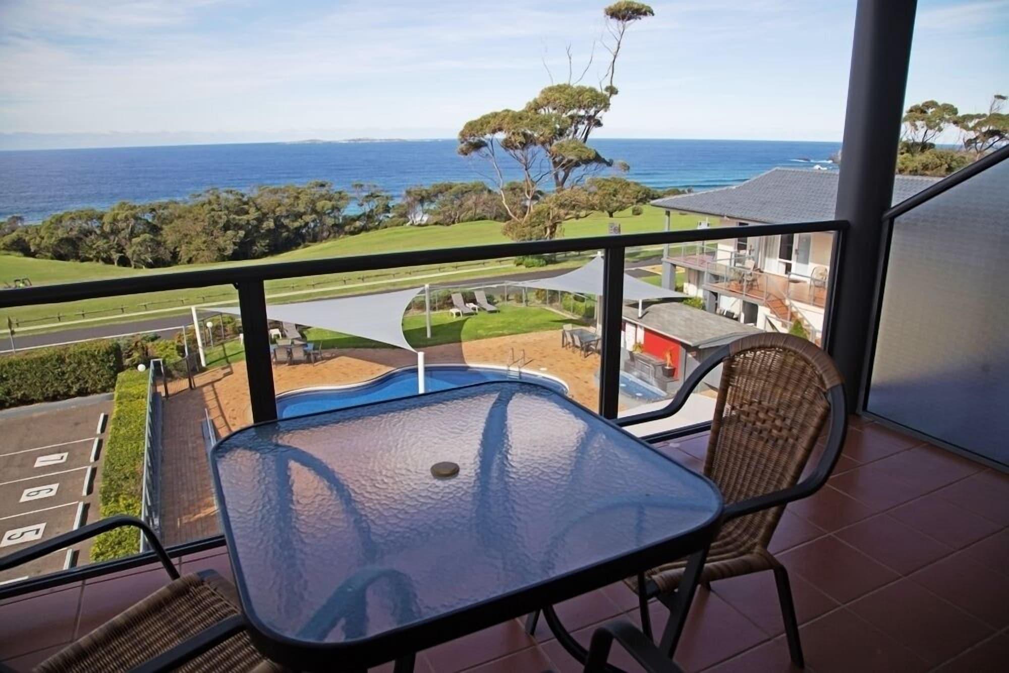 Amooran Oceanside Apartments And Motel Narooma Kültér fotó