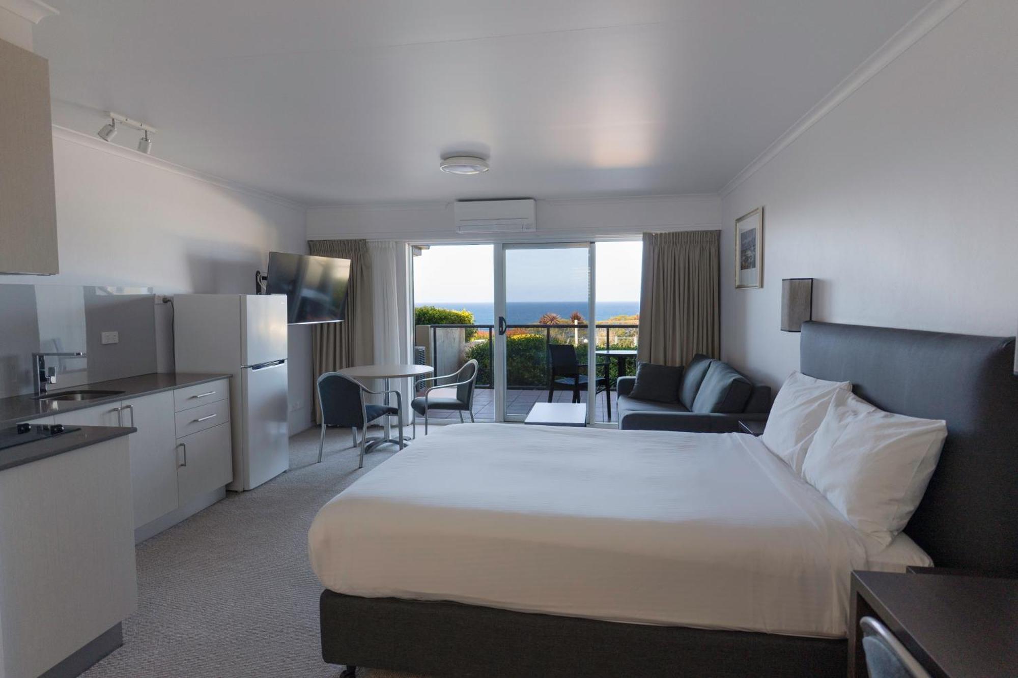 Amooran Oceanside Apartments And Motel Narooma Kültér fotó