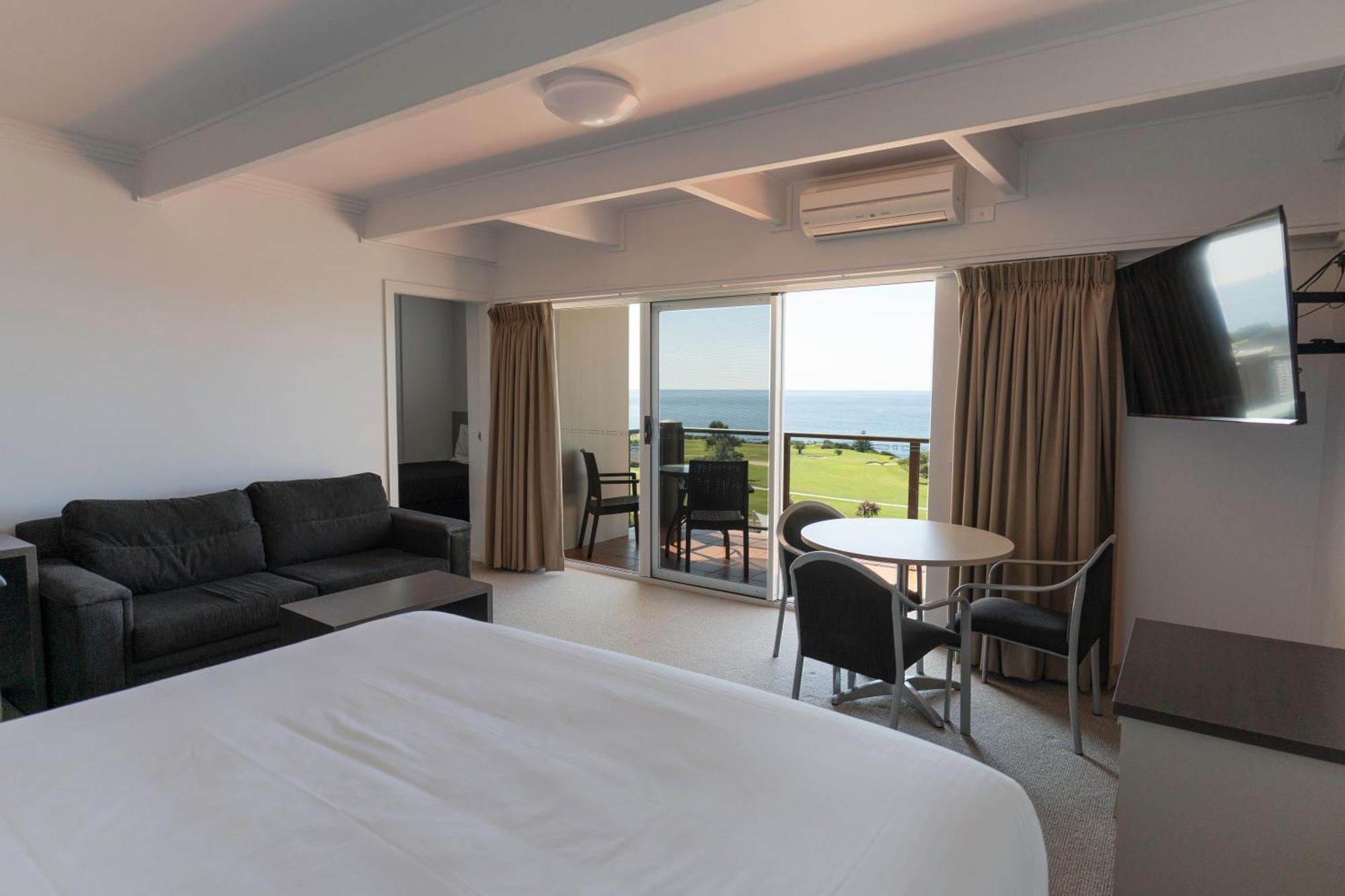 Amooran Oceanside Apartments And Motel Narooma Kültér fotó
