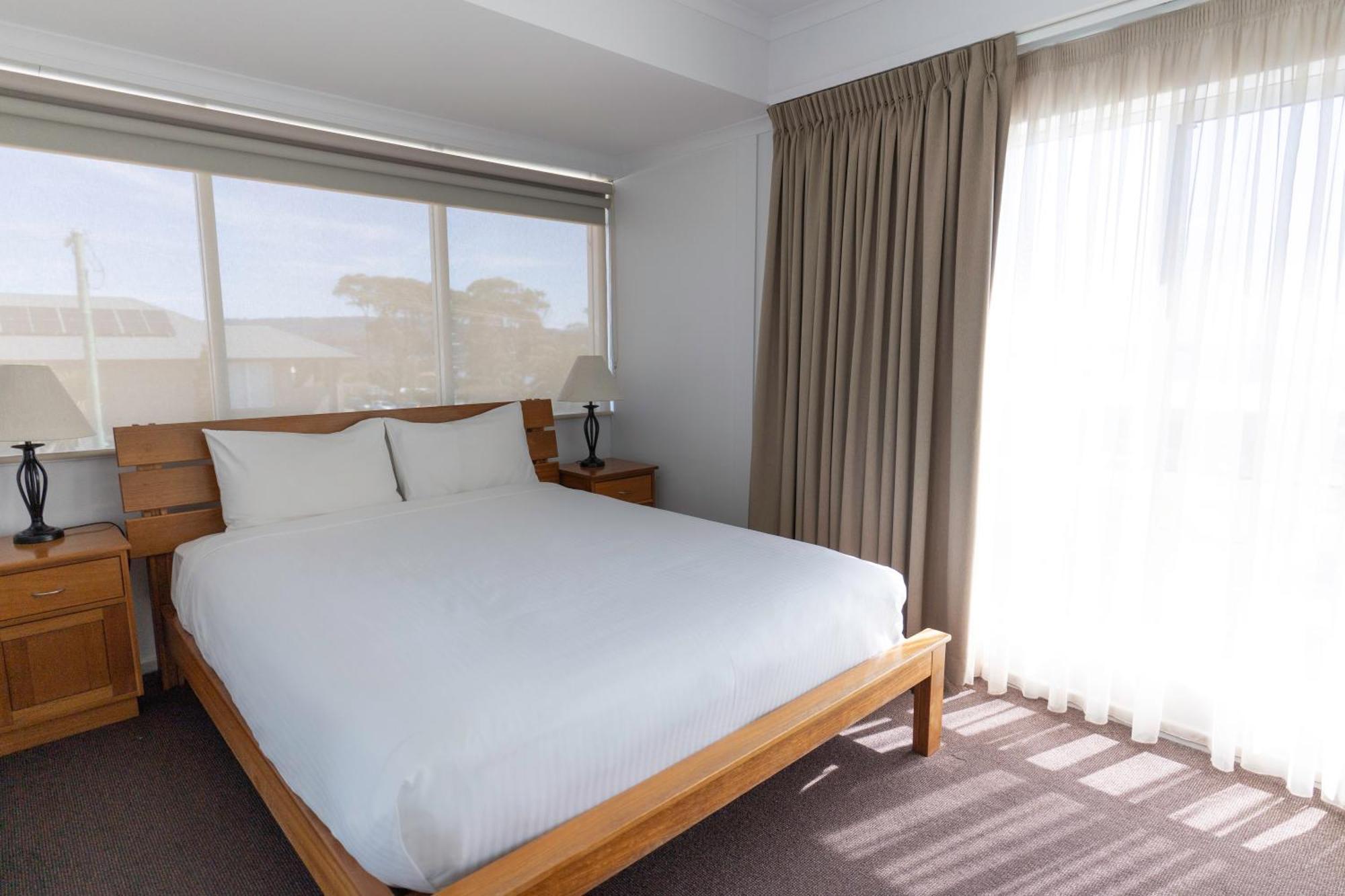 Amooran Oceanside Apartments And Motel Narooma Kültér fotó