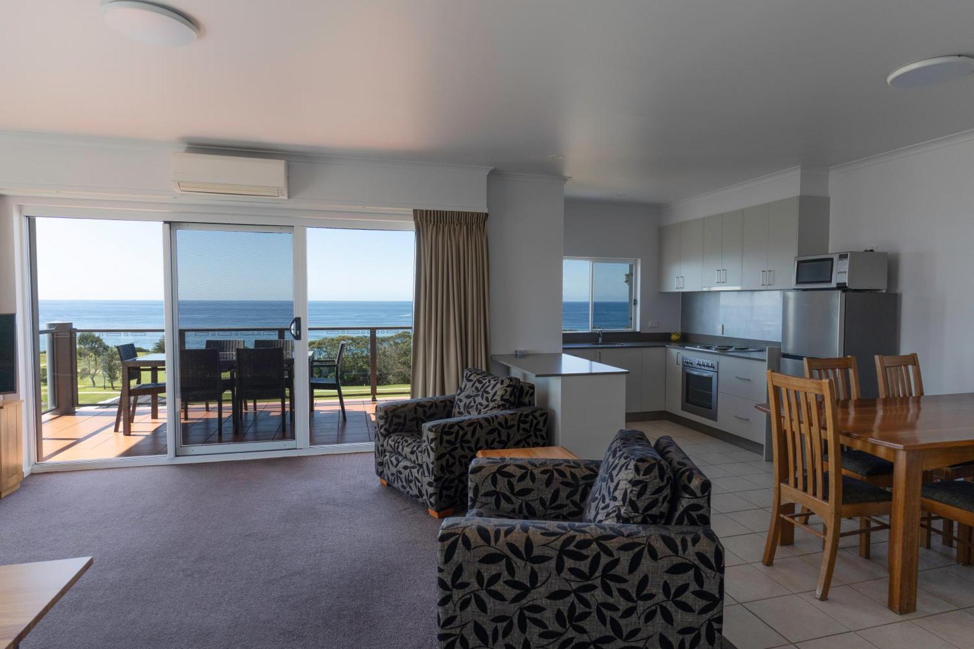 Amooran Oceanside Apartments And Motel Narooma Kültér fotó