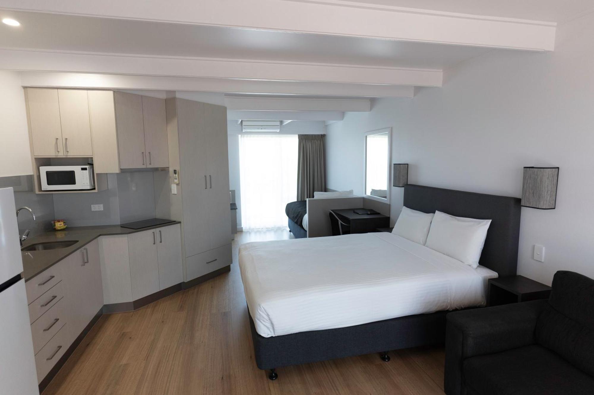 Amooran Oceanside Apartments And Motel Narooma Kültér fotó