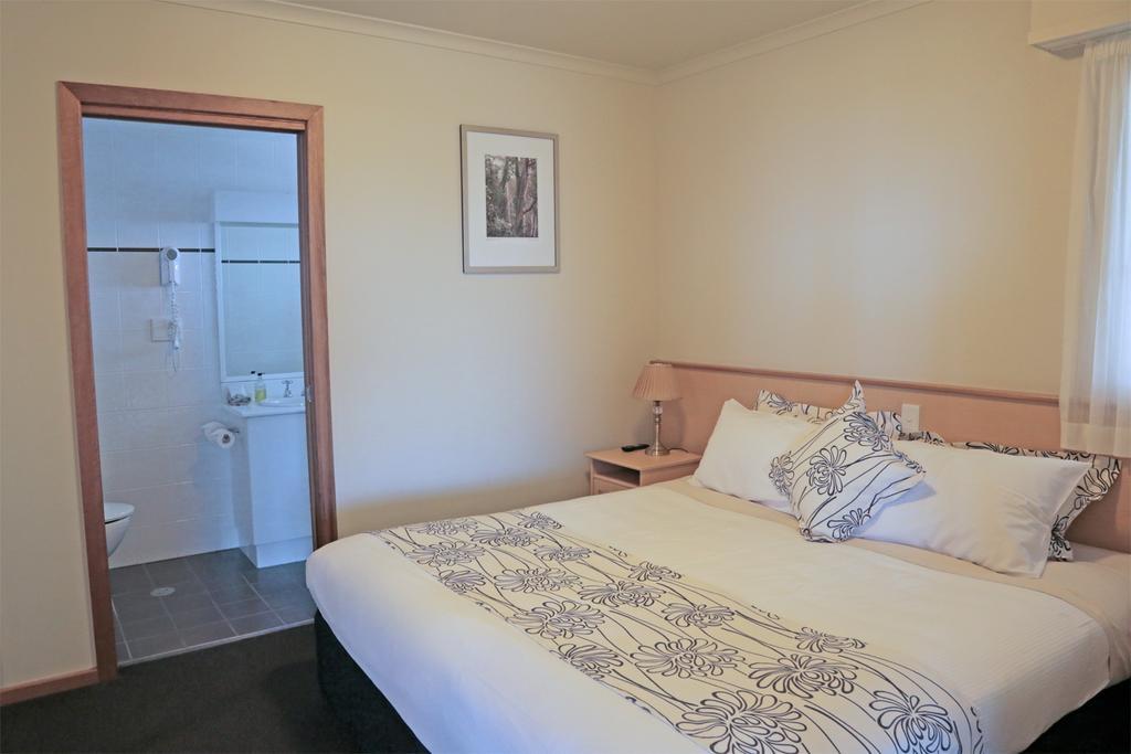 Amooran Oceanside Apartments And Motel Narooma Kültér fotó